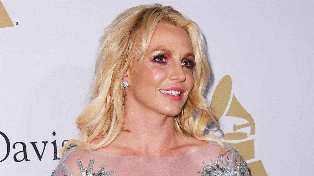 Britney Spears prepara nueva música y confronta a su familia	