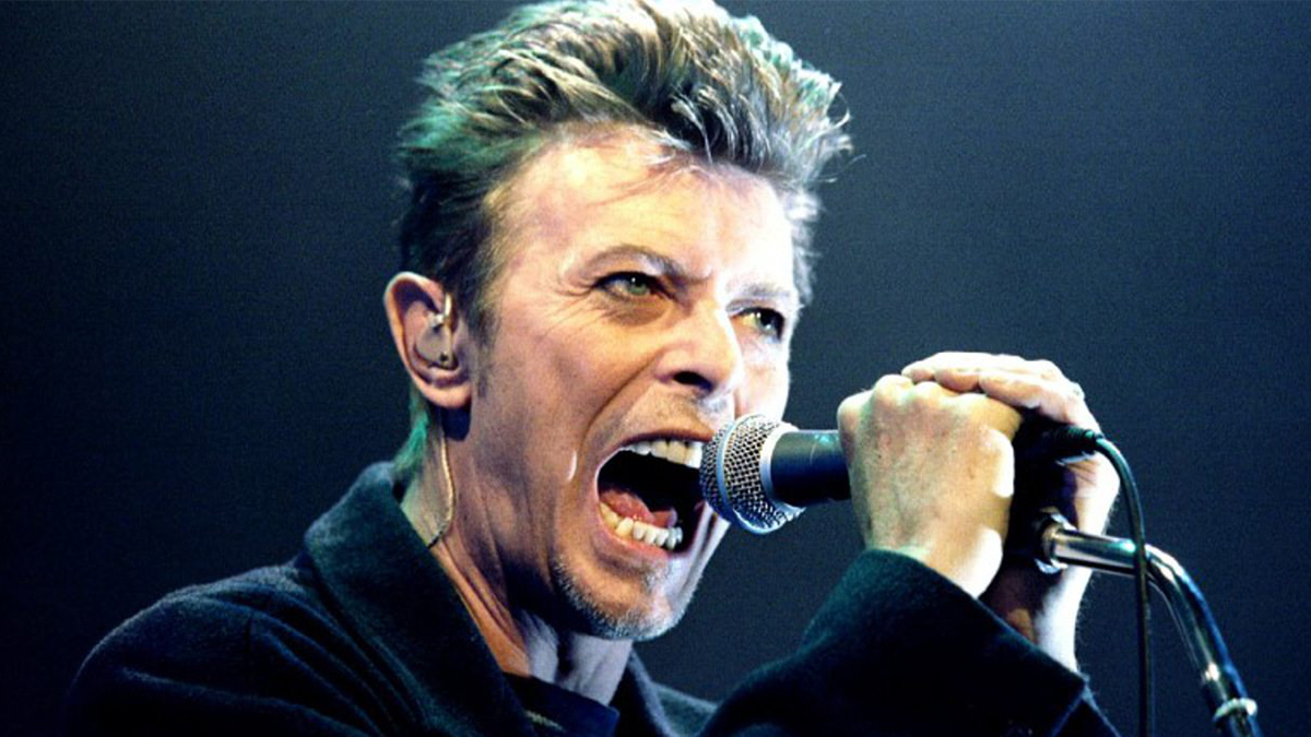 Warner adquiere el catálogo de David Bowie